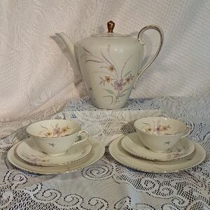 8 Pc Vintage Floral Tea Set with Gold Details